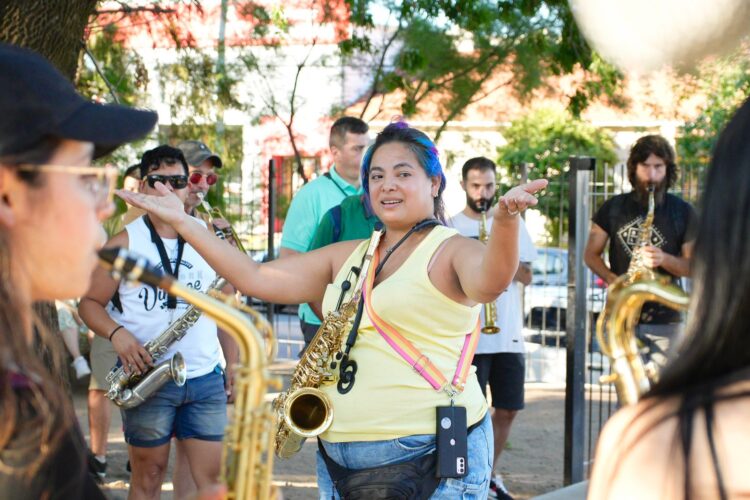 Con una actividad solidaria se desarrolló la tercera jornada del Encuentro Patagónico de Saxofonistas