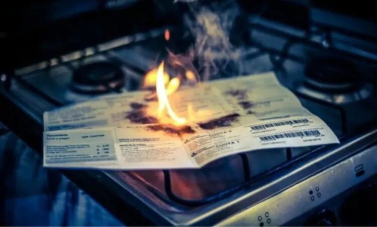 Tarifazo de gas: consumidores rechazan el aumento y denuncian una sociedad entre el Gobierno y las empresas